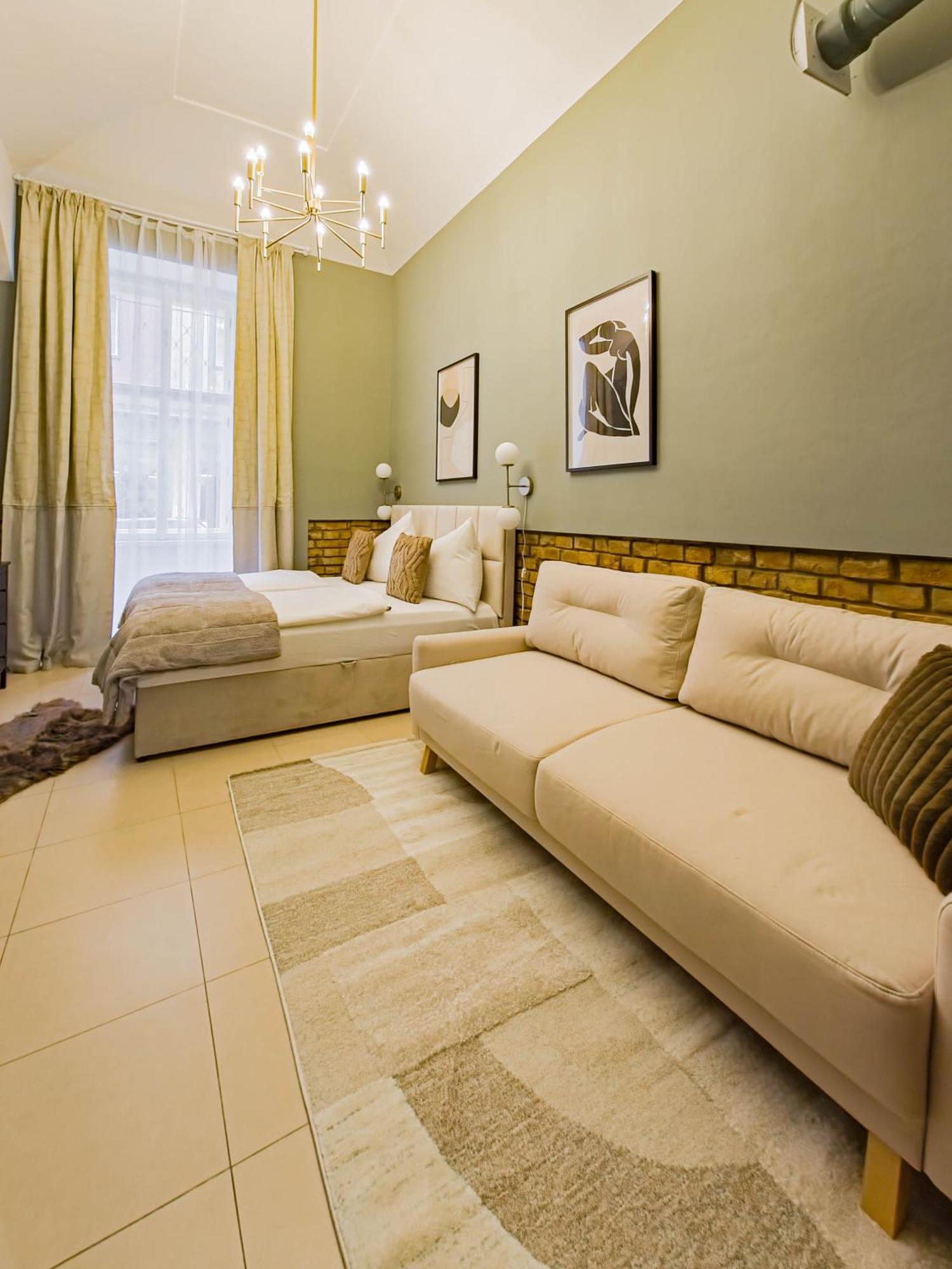 Magnificent With Sauna And Billiards Apartament